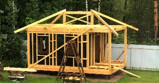 Сарай из бруса 100х100 в Узловой - строительство под ключ | Строй-Злв от 41136 руб.